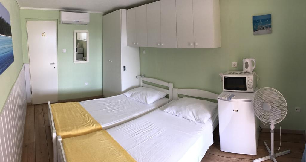 Apartments Villa Stella Maris Rogoznica  Ngoại thất bức ảnh