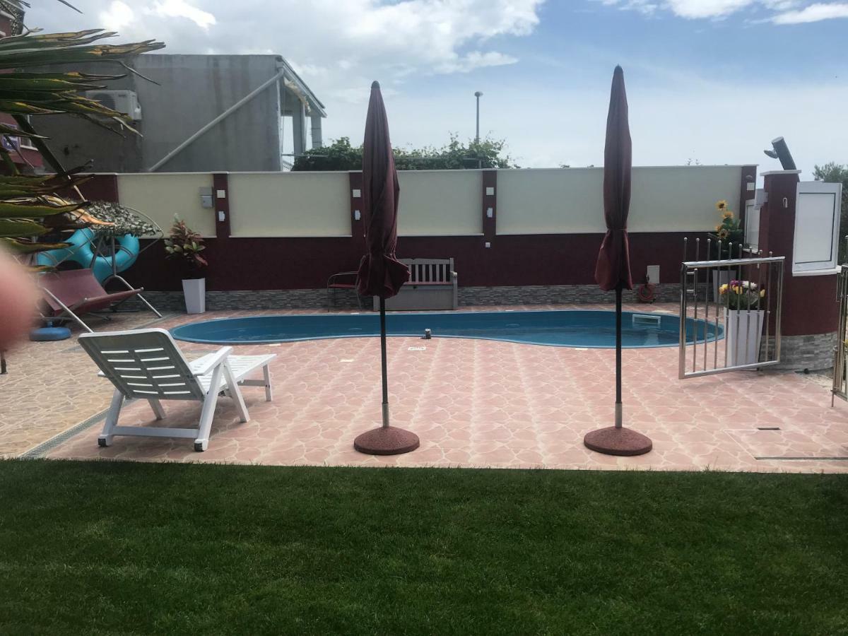 Apartments Villa Stella Maris Rogoznica  Ngoại thất bức ảnh